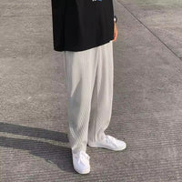 Yukio | Men’s Lightweight Pleated Pants